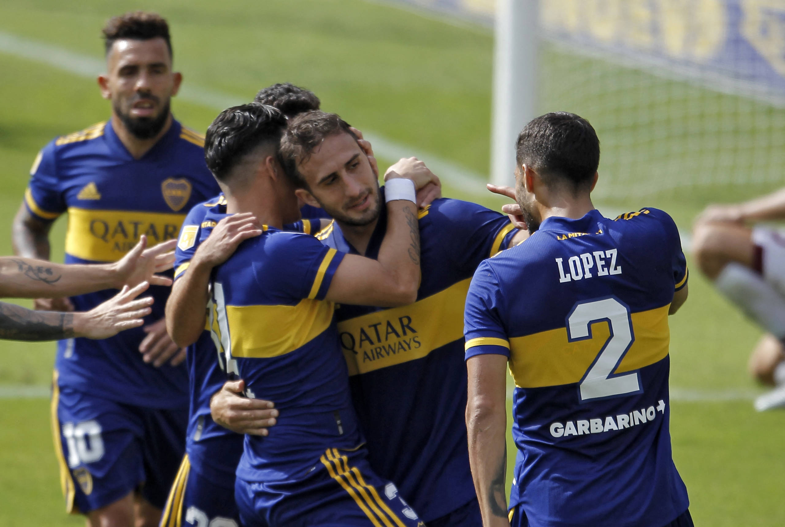 Barcelona e Boca Juniors fazem confronto direto pela liderança do grupo C da Libertadores