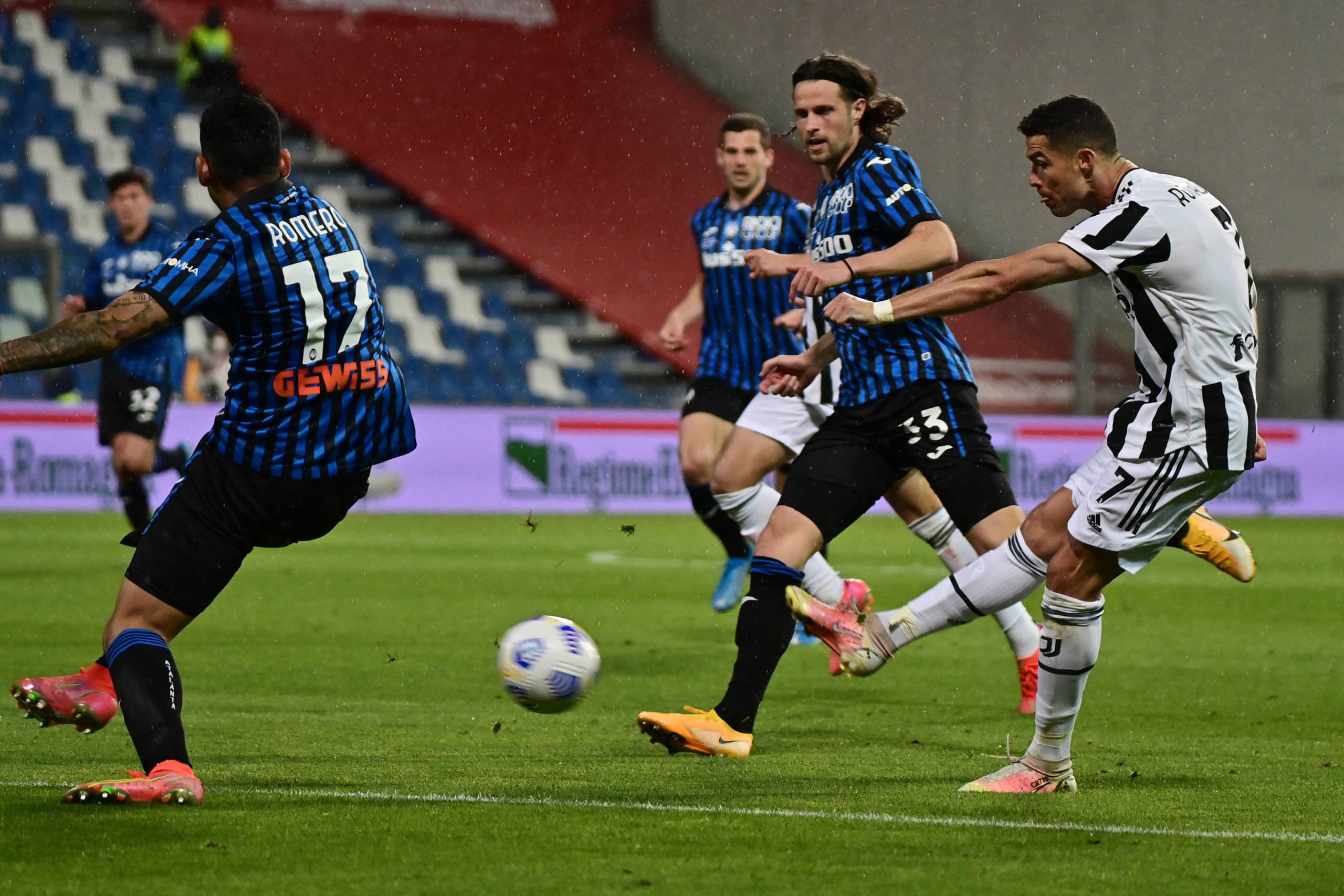 Confira imagens de Atalanta x Juventus pela final da Copa da Itália ...