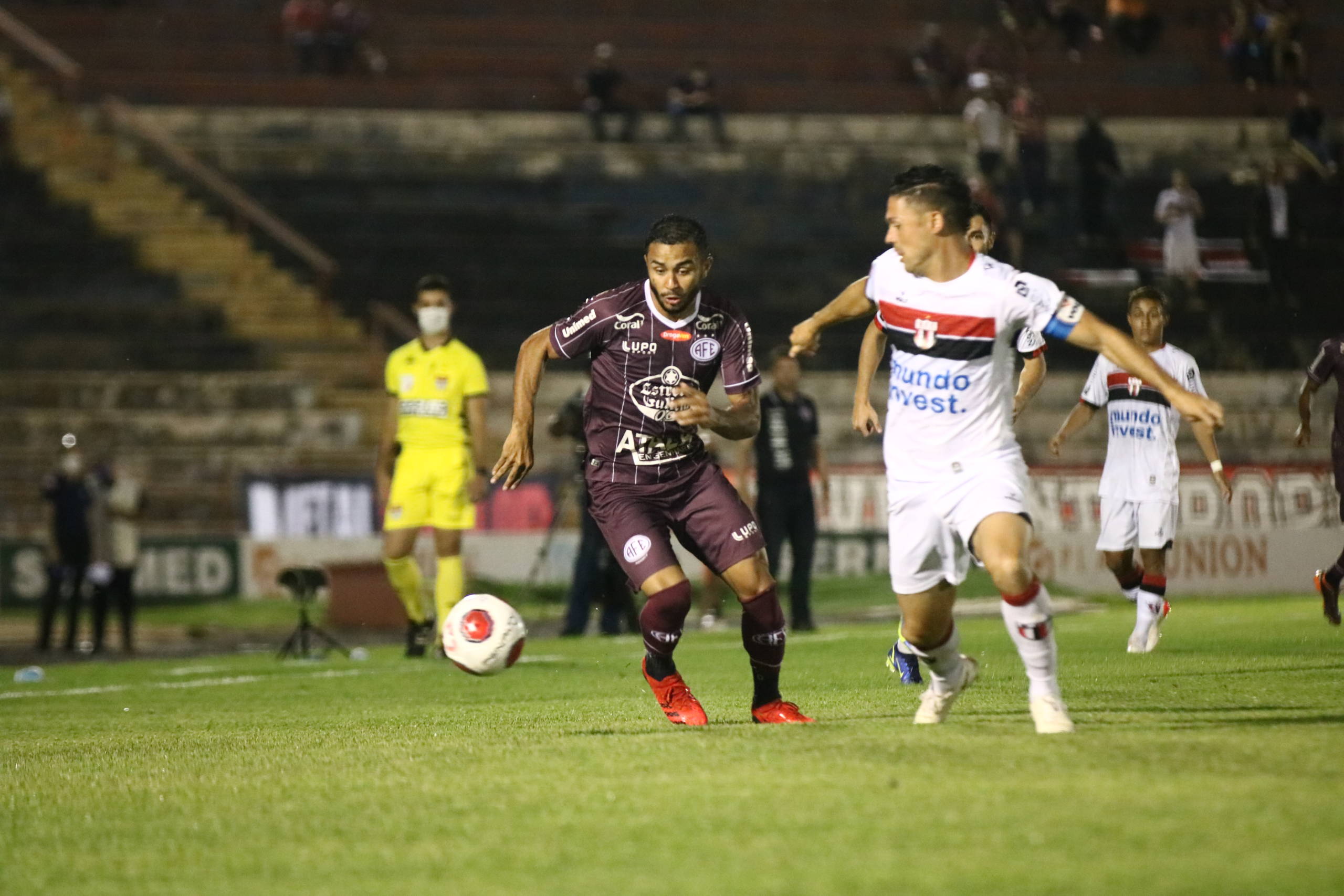 Confira imagens de Botafogo-SP x Ferroviária pelo Campeonato Paulista ...