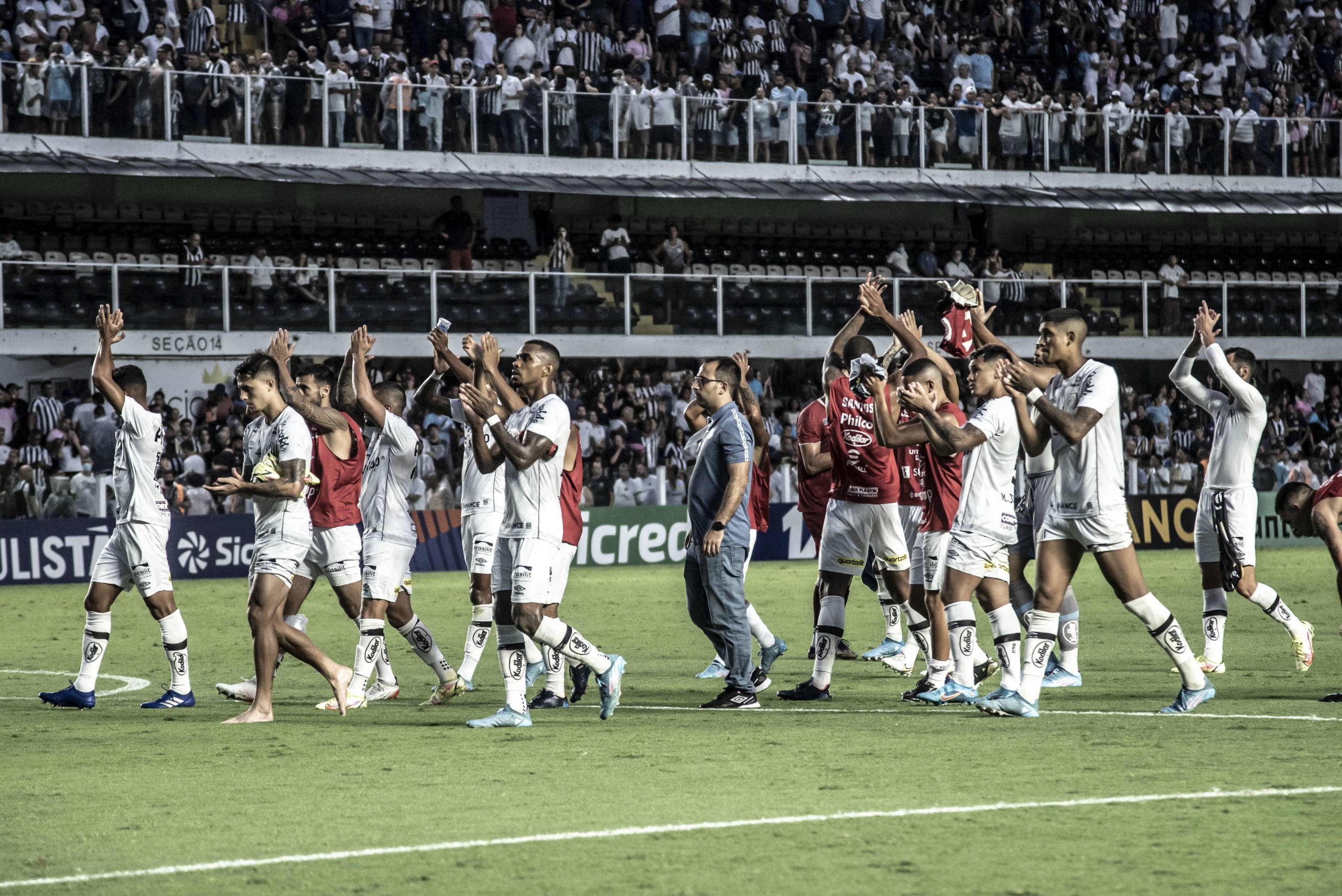 Santos tem aproveitamento inferior a 50 em jogos na Vila Belmiro na