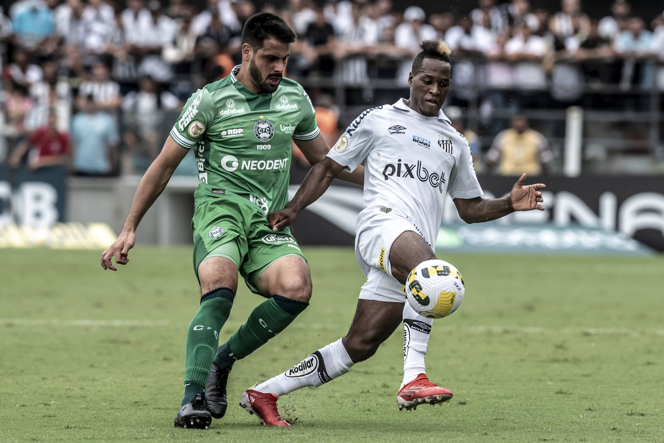 Buscando embalar, Santos visita o Coritiba pelo jogo de ida da 3ª fase ...