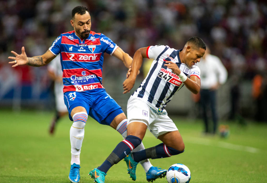Fortaleza chega forte para a partida contra o Corinthians no Brasileirão
