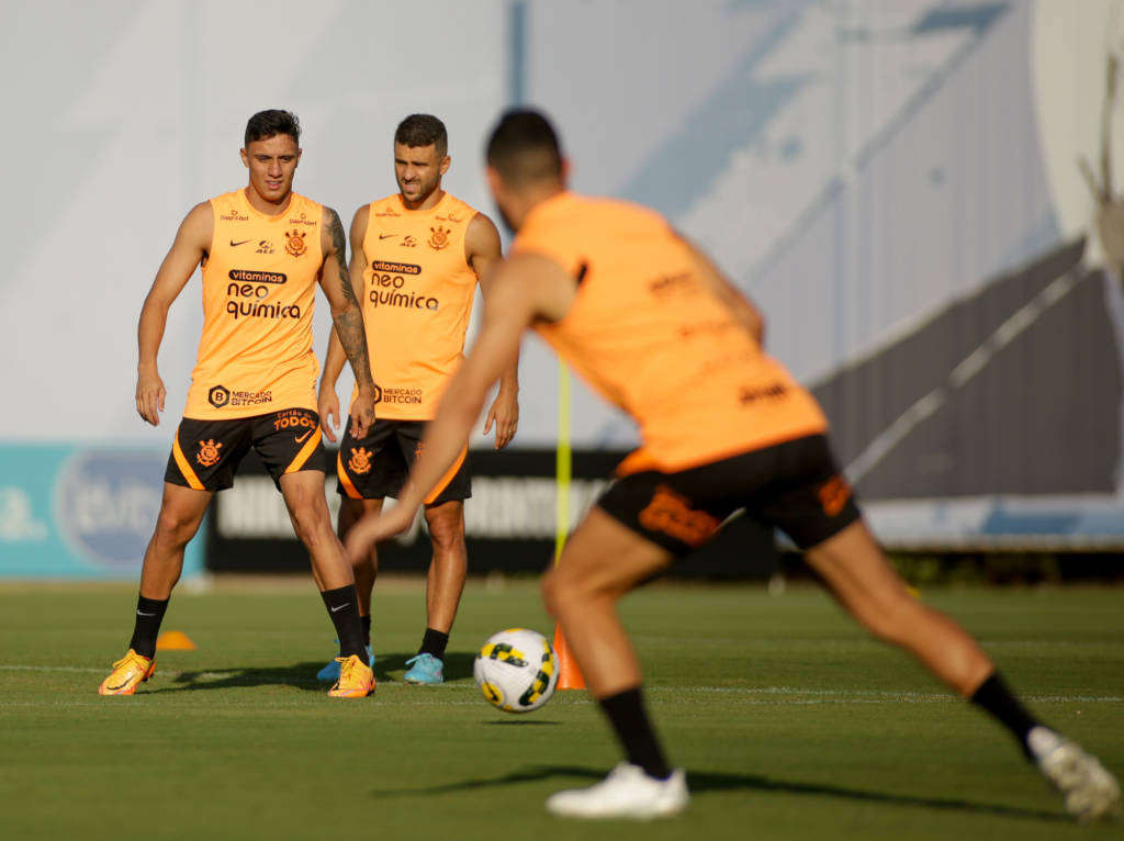 Corinthians é punido pelo STJD por uso de sinalizadores
