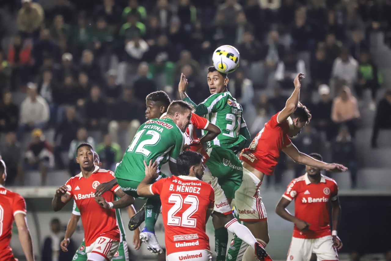Internacional cede empate ao Juventude e perde a chance de entrar no G4 do  Brasileir&Atilde;&pound;o - Gazeta Esportiva