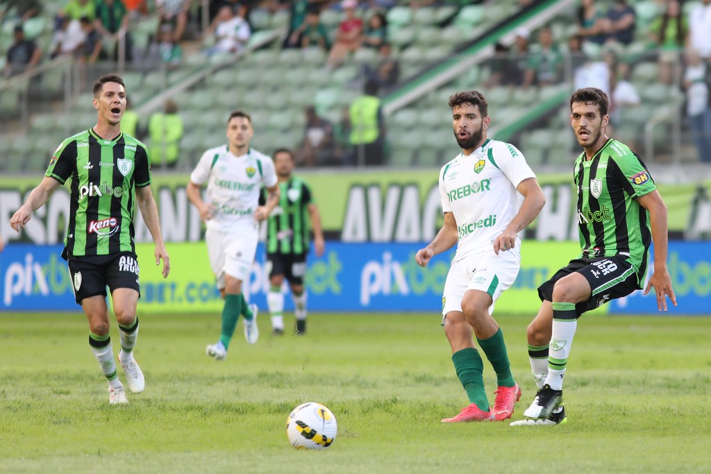 Veja fotos de América-MG x Cuiabá pelo Campeonato Brasileiro - Gazeta ...