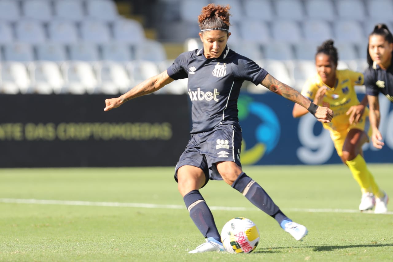 Em jogo de oito gols, Santos vence Esmac pelo Brasileirão feminino