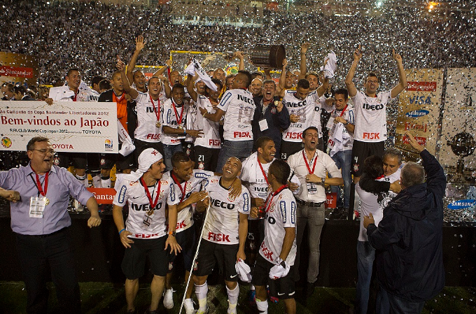 Erro de Alessandro, entrada de Romarinho, Sheik e festa do título: Castán relembra conquista da Libertadores pelo Corinthians