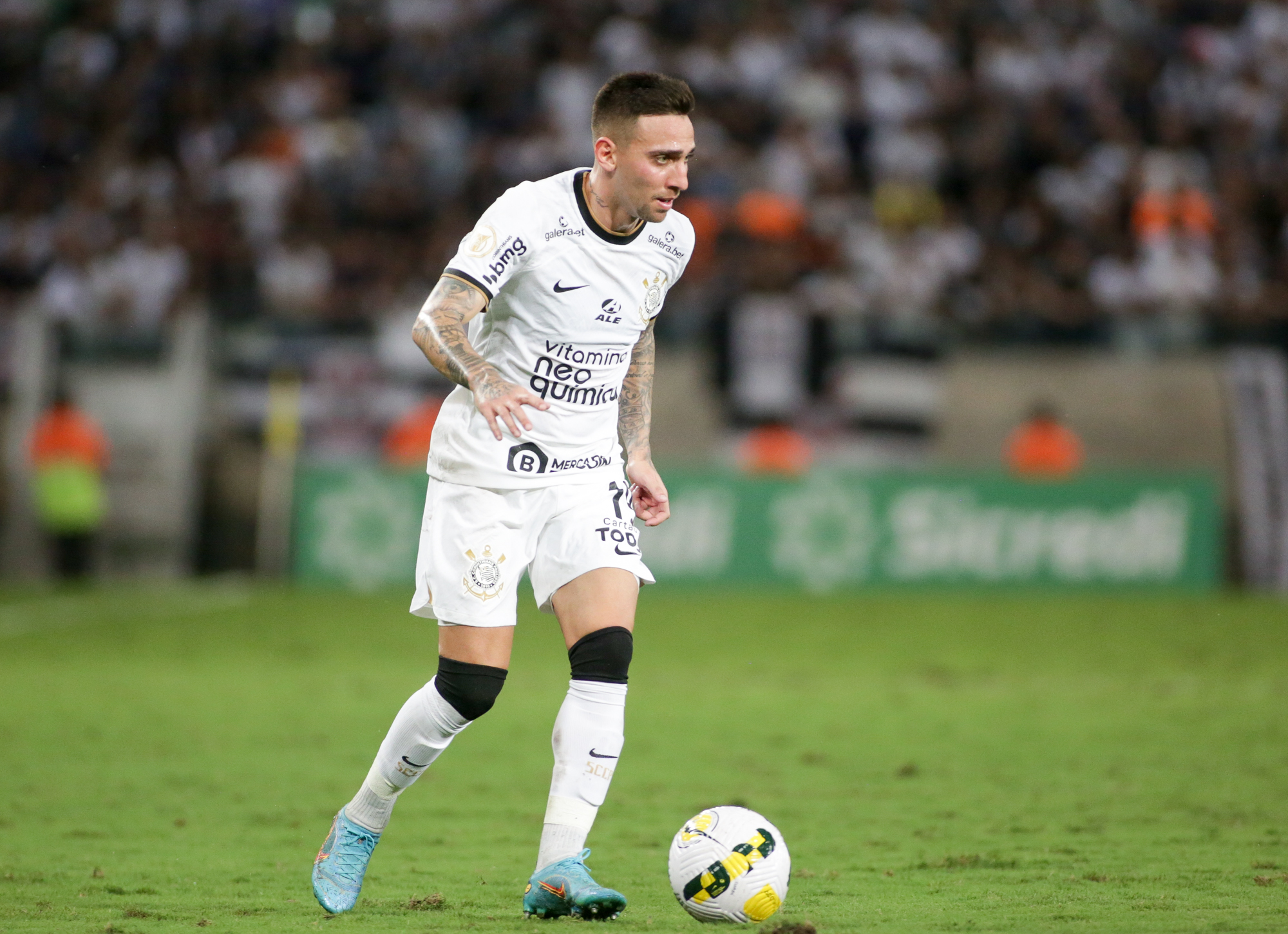 Na mira de Botafogo e Ceará, Mosquito quer permanecer no Corinthians