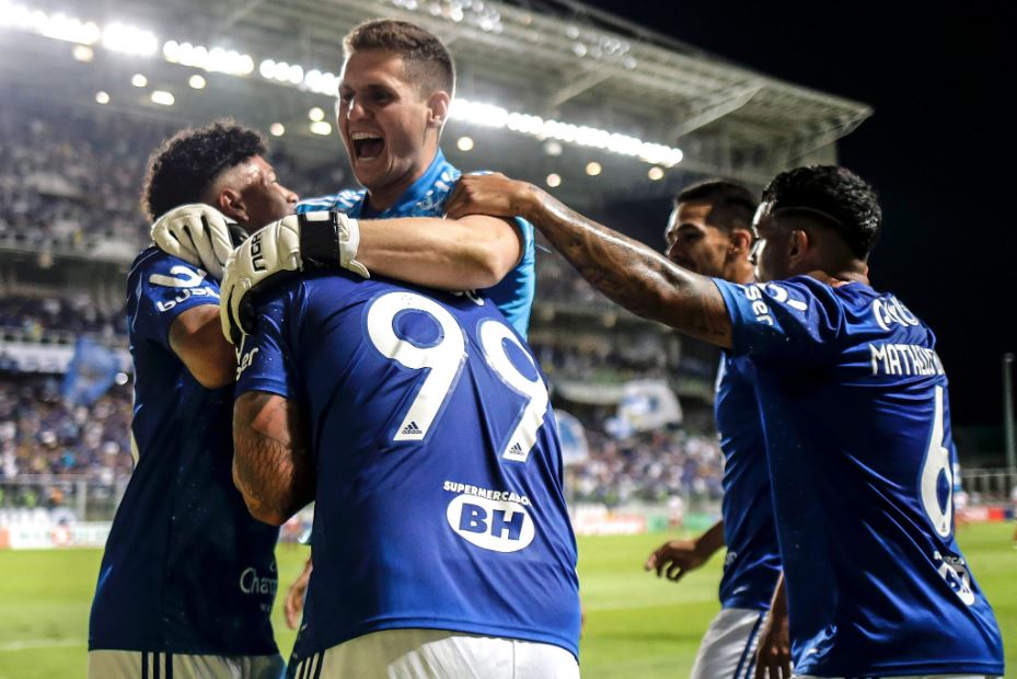 Cruzeiro goleia o N&Atilde;&iexcl;utico e amplia vantagem na lideran&Atilde;&sect;a da S&Atilde;&copy;rie B -  Gazeta Esportiva