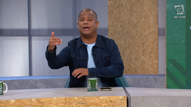 Marcelinho Carioca critica elenco do Corinthians e questiona Mano Menezes