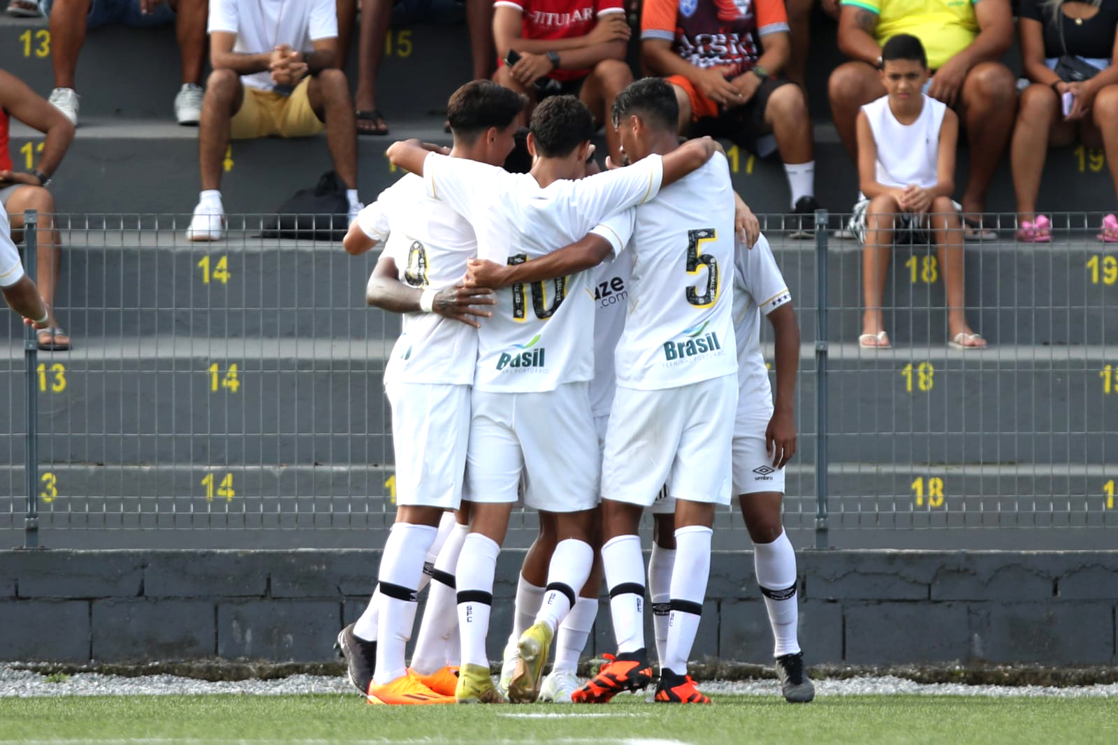 Santos vence o Jabaquara e lidera Grupo 13 no Campeonato Paulista sub