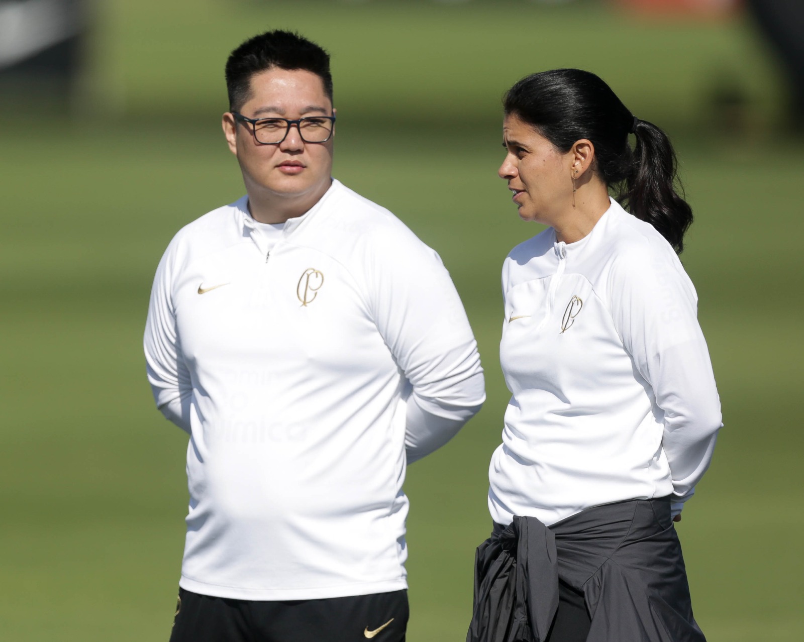 Corinthians oficializa chegada de novo médico para atuar no dia a dia ...