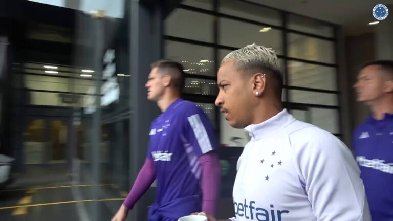 Cruzeiro finaliza preparação para duelo contra o Athletico-PR