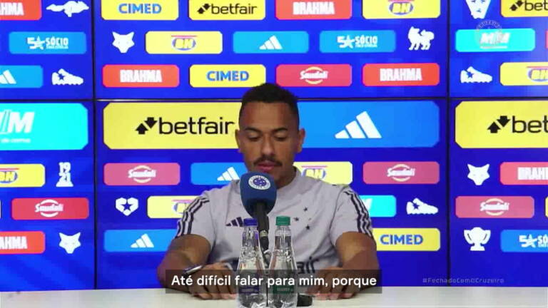 Rafael Elias se emociona e vê Cruzeiro como maior desafio da carreira