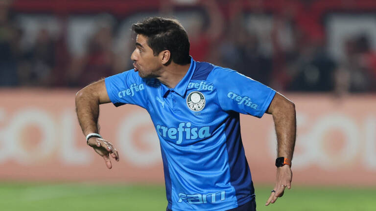 Abel Ferreira enfrenta Cruzeiro pela primeira vez; equipes não duelam desde 2019