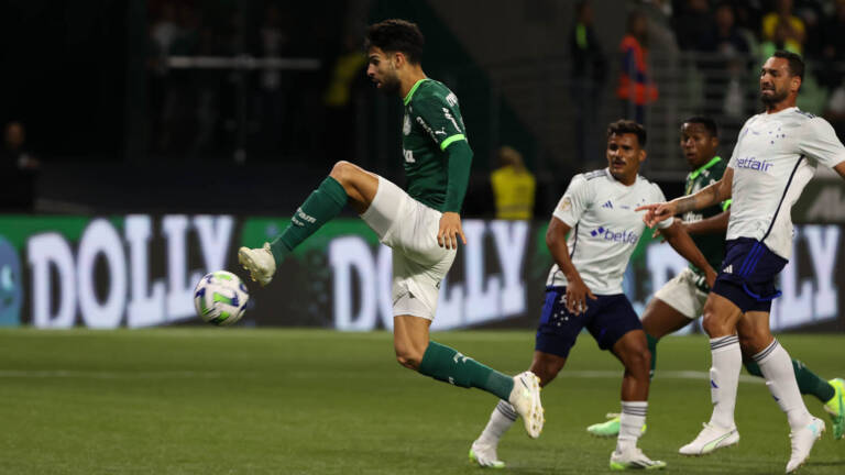 Após final da Libertadores de 2020, Palmeiras volta a vencer por 1 a 0 com gol nos acréscimos
