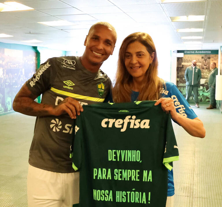 No terceiro confronto, Deyverson mira primeira lei do ex contra o Palmeiras