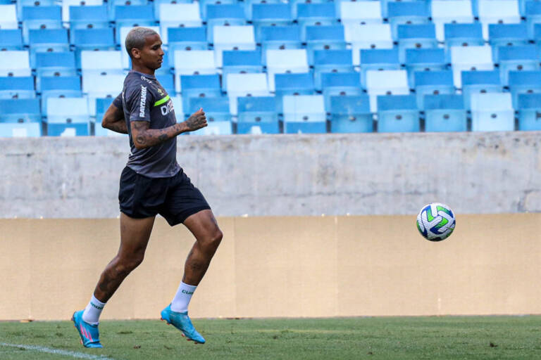 Com Deyverson, Cuiabá finaliza preparação para encarar o Palmeiras pelo Campeonato Brasileiro