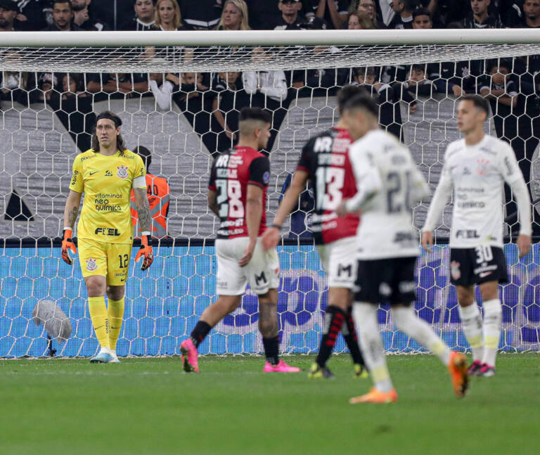 Corinthians x Estudiantes: veja informações e prováveis escalações do jogo das quartas da Sul-Americana