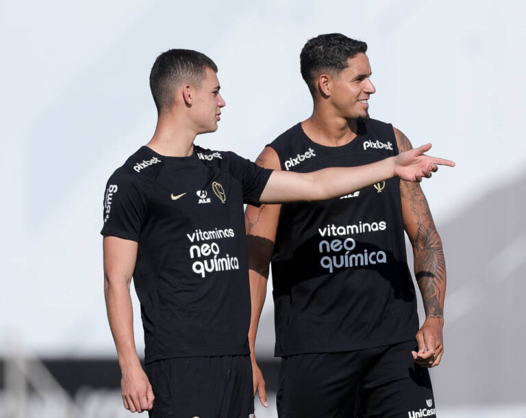 Moscardo destaca importância do Corinthians abrir vantagem contra Estudiantes na Sul-Americana