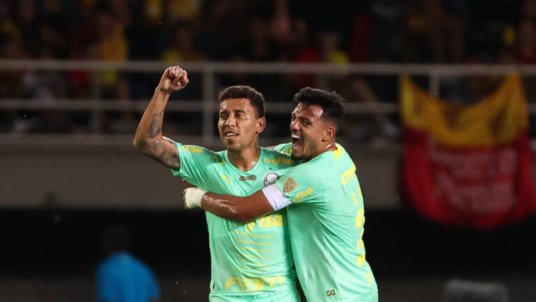 Gabriel Menino leva cartão amarelo contra o Deportivo Pereira e desfalca Palmeiras na Libertadores