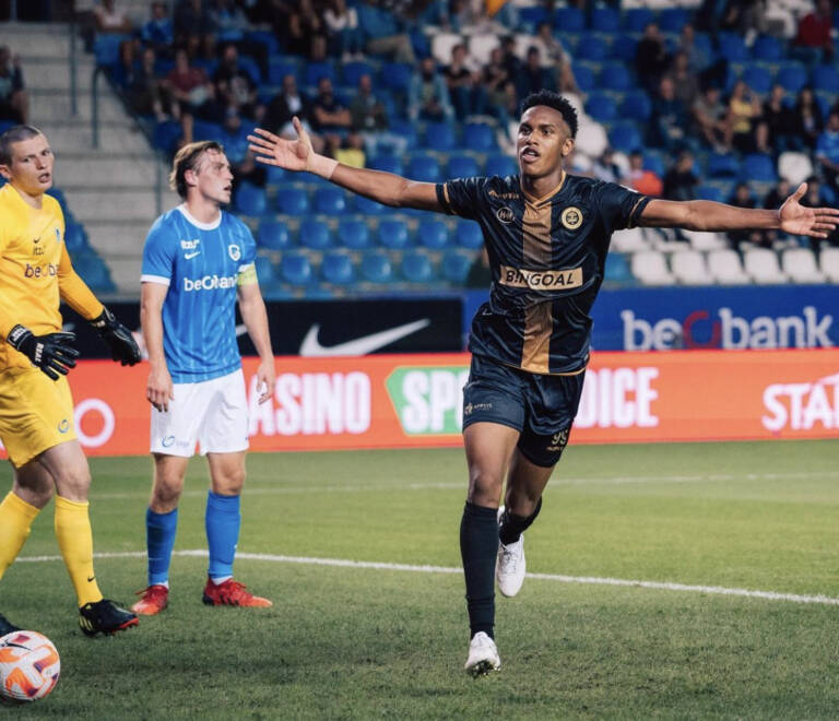 Ex-Corinthians, Cauê recebe proposta de empréstimo do Benfica; veja detalhes