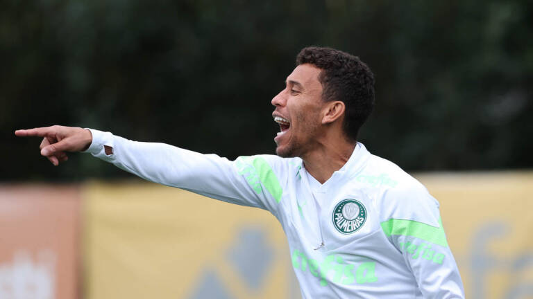 Marcos Rocha celebra aniversário do Palmeiras e exalta torcida: 