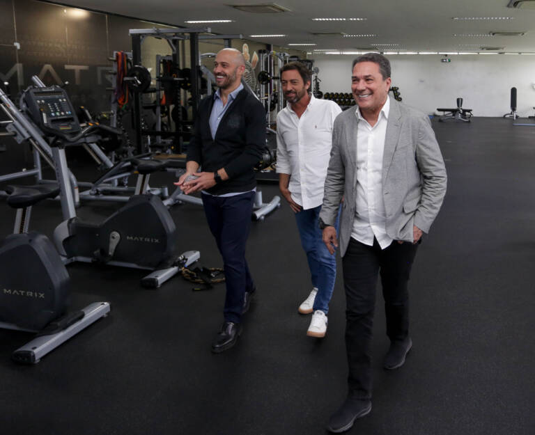 Alessandro garante Corinthians 