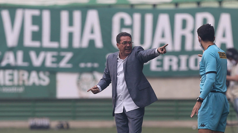 Palmeiras volta a reencontrar Luxemburgo, último técnico do clube antes de Abel Ferreira