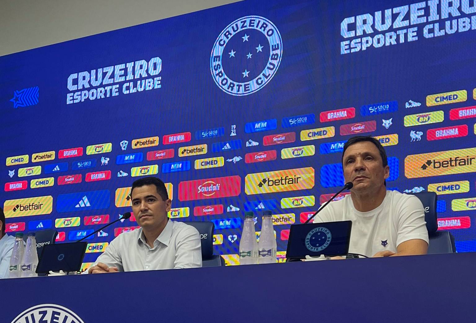 Zé Ricardo: Entendo que o elenco do Cruzeiro é qualificado