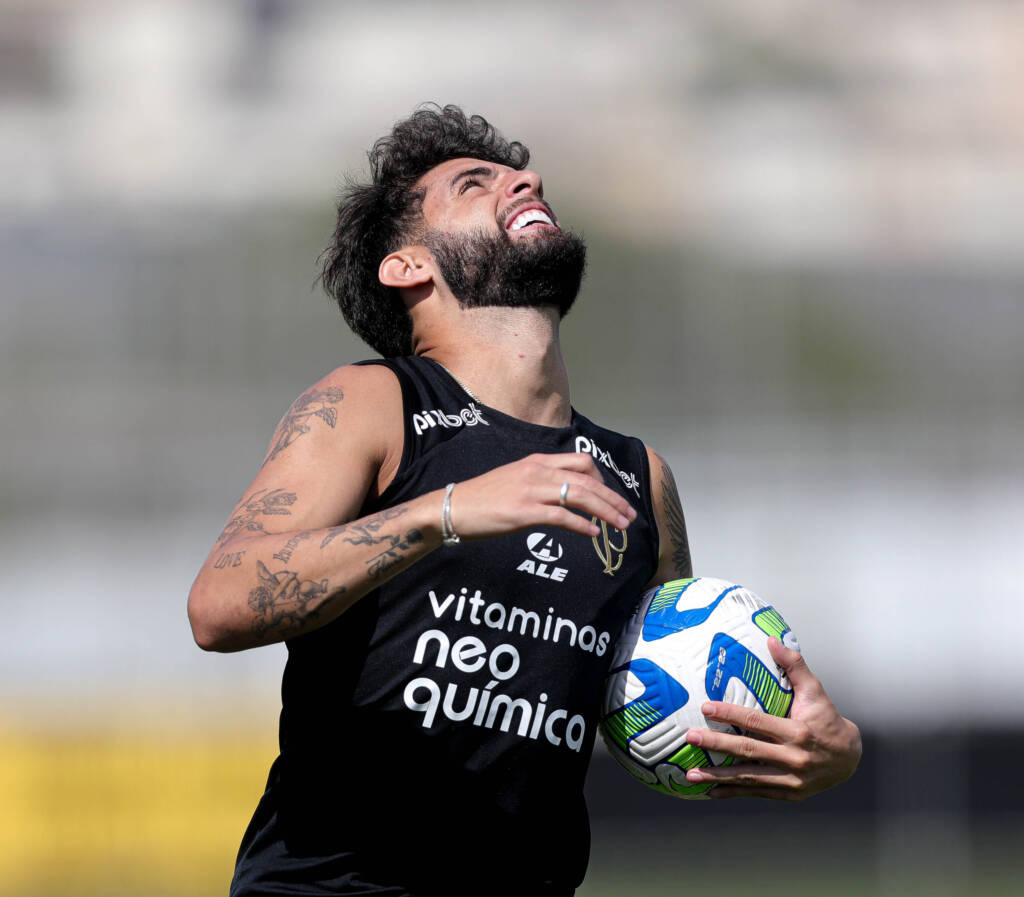 Luxa usa 12 atletas da base em treino do Corinthians para enfrentar o ...