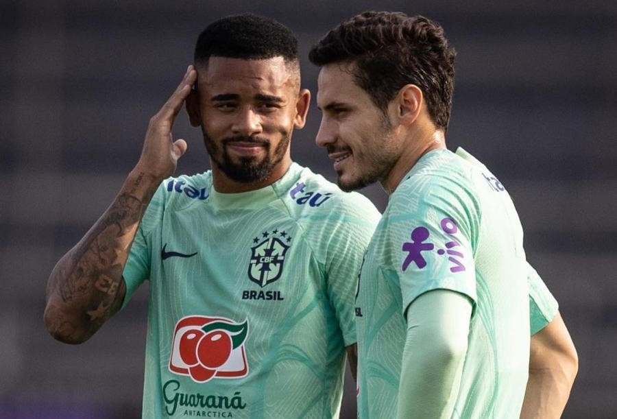 Revelado no Palmeiras, Gabriel Jesus publica fotos ao lado de Veiga na Seleção e coração verde