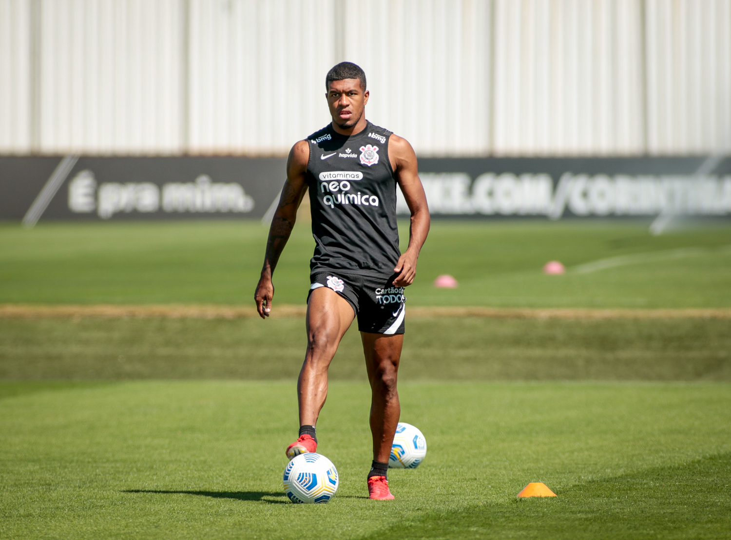 Corinthians encaminha empréstimo de Léo Natel ao Melbourne City