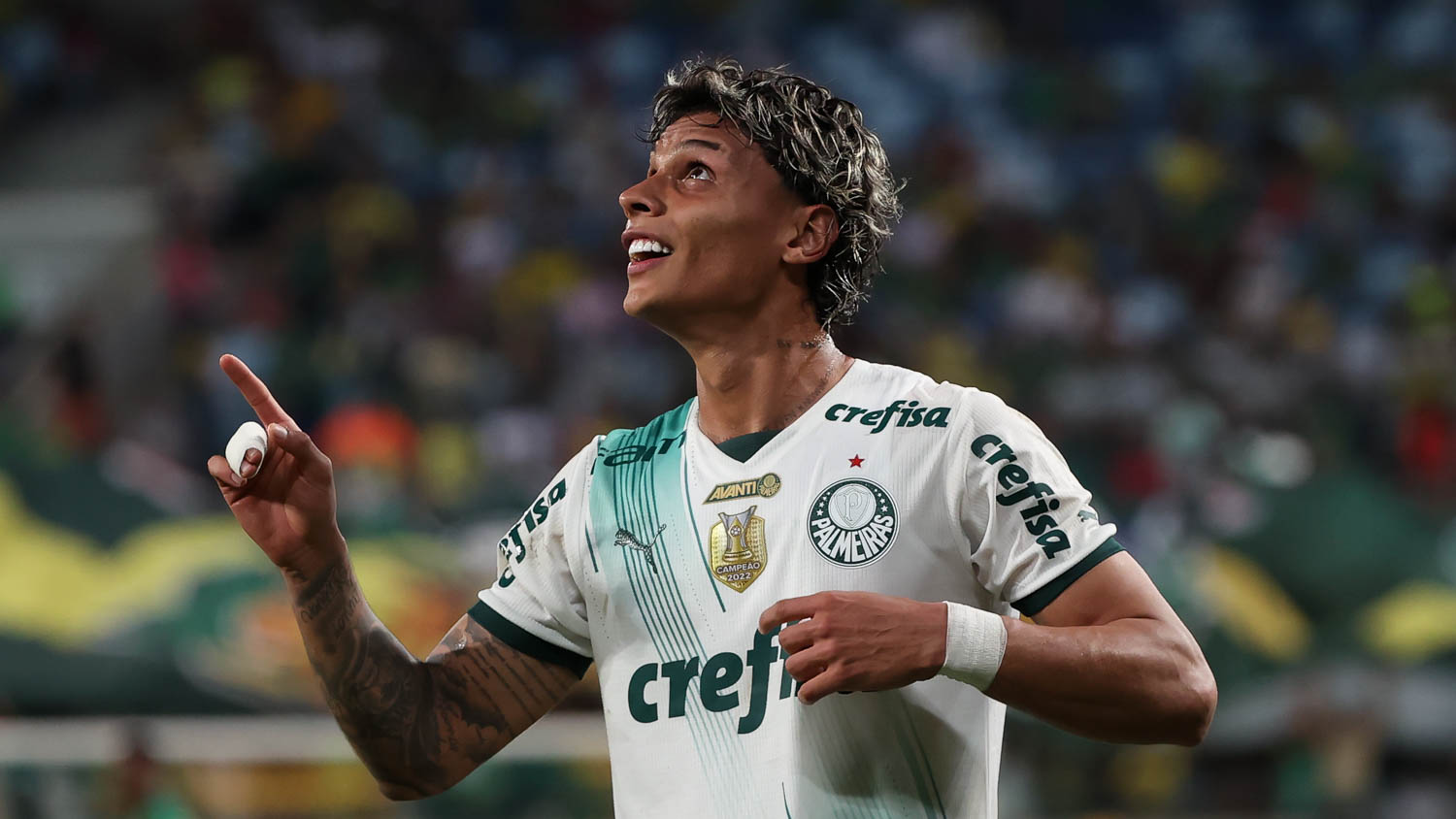 Ídolo do Palmeiras, Valdivia rasga elogios a Richard Ríos: 
