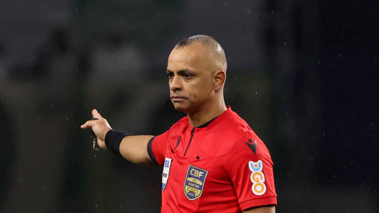 Wilton Pereira Sampaio é chamado para audiência pública após polêmicas no jogo entre Corinthians e Grêmio