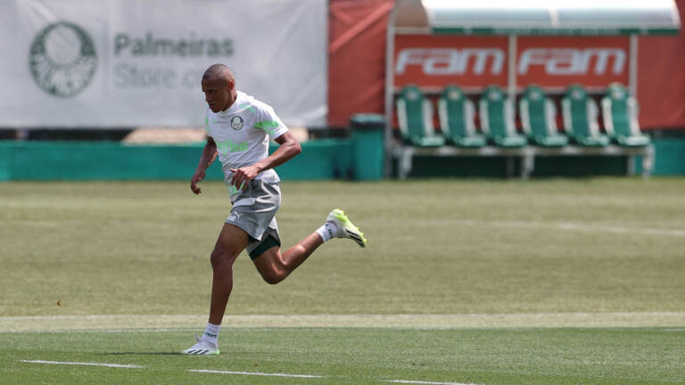 Mesmo com lesão de Dudu, meia John John perde espaço no Palmeiras