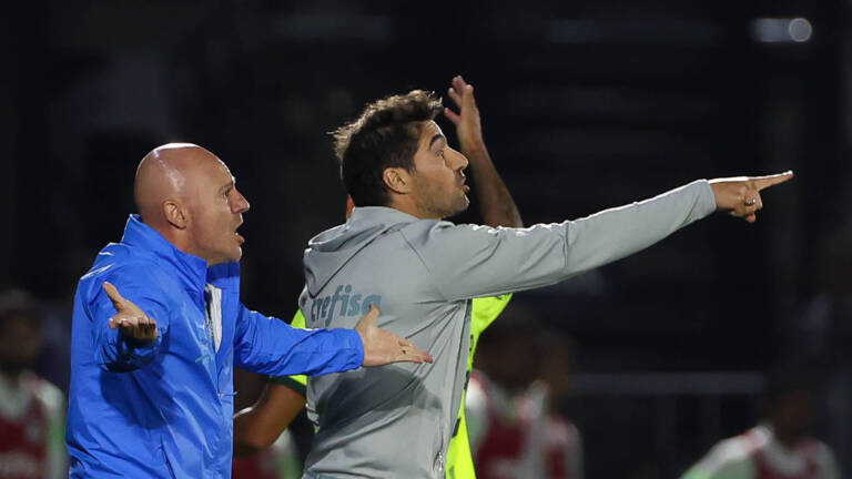 Contra o Bragantino, Abel lança 24ª Cria da Academia diferente no profissional do Palmeiras; relembre