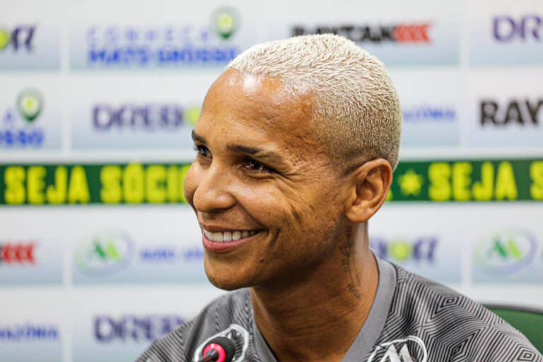 Ex-Palmeiras, Deyverson revela sonho de jogar pelo Boca Juniors: 