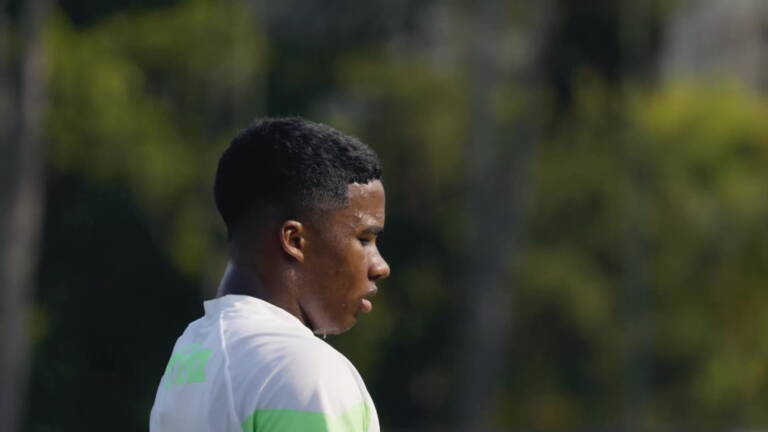 Palmeiras se reapresenta com foco no clássico contra o Santos