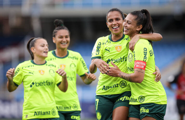 Palmeiras atropela Caracas e encaminha classificação na Libertadores feminina