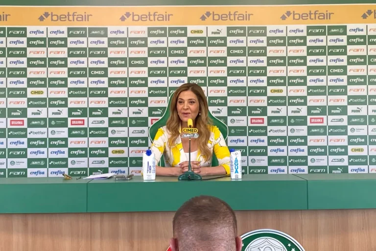 Leila Pereira não garante Abel no Palmeiras além de 2024 e defende Barros: 