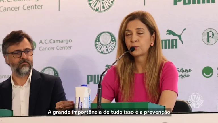 Outubro Rosa e Novembro Azul: veja a nova camisa do Palmeiras