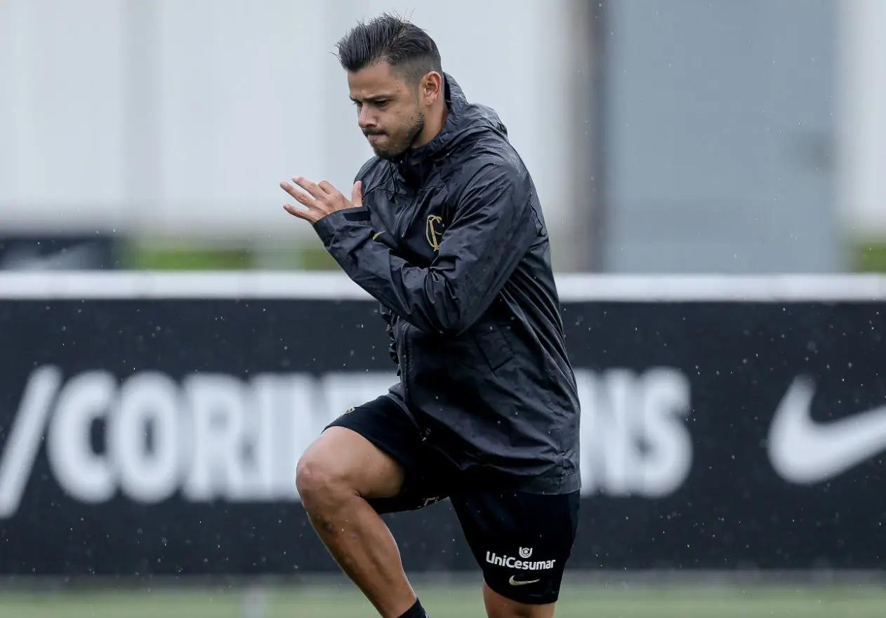 Futebol masculino: Corinthians faz último treino antes de visita ao Avaí