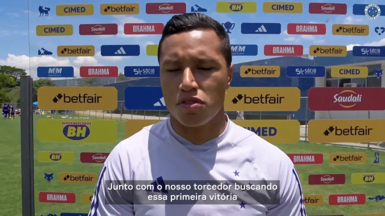 Marlon quer vitória no Mineirão para presentear torcida do Cruzeiro