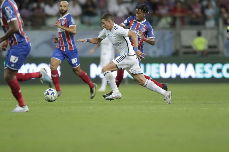 Cruzeiro x Bahia: saiba onde assistir, informações e prováveis escalações do confronto pelo Brasileiro
