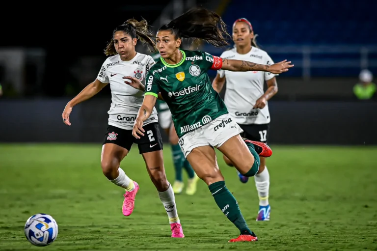 Palmeiras divulga detalhes sobre venda de ingressos para ida da semifinal do Paulista feminino contra o Corinthians