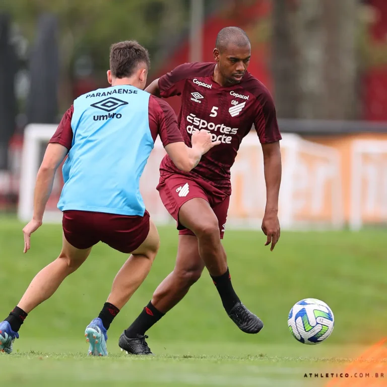 Após empate com o São Paulo, Athletico-PR inicia preparação para duelo diante do Corinthians