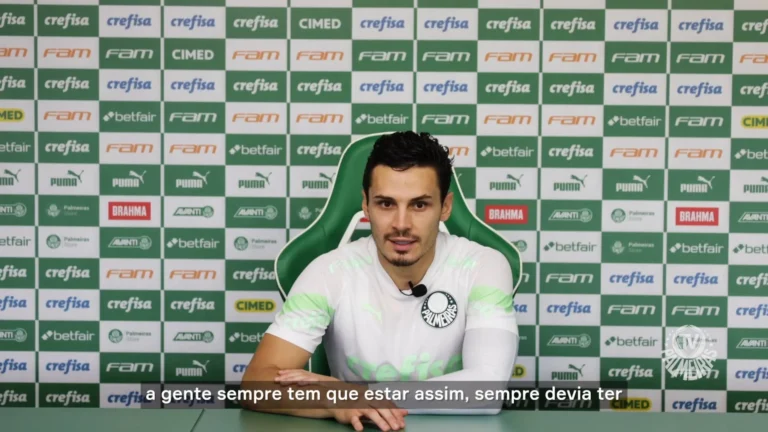 Veiga vê Palmeiras confiante antes de jogo contra Botafogo