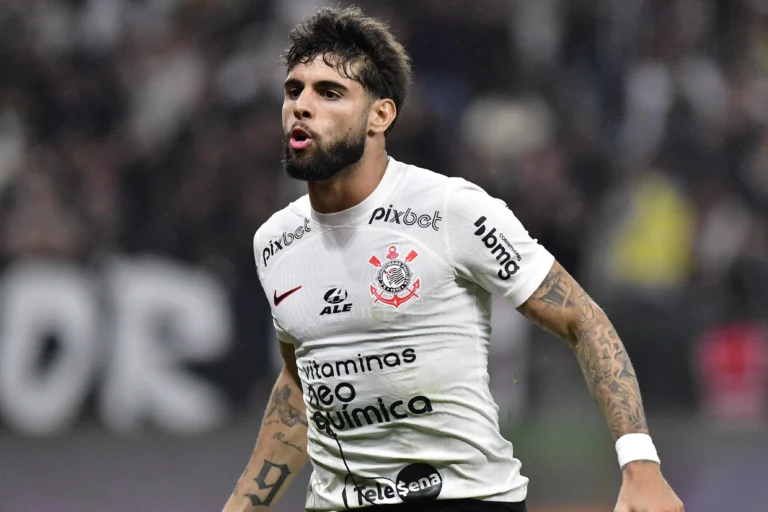 Yuri Alberto valoriza vitória do Corinthians contra Athletico-PR e brinca com gol: 