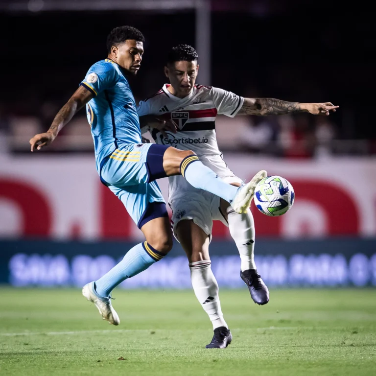 Melhores momentos da vitória do São Paulo sobre o Cruzeiro pelo Brasileirão